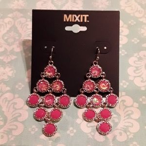 MIXIT BEAUTIFUL EARRINGS